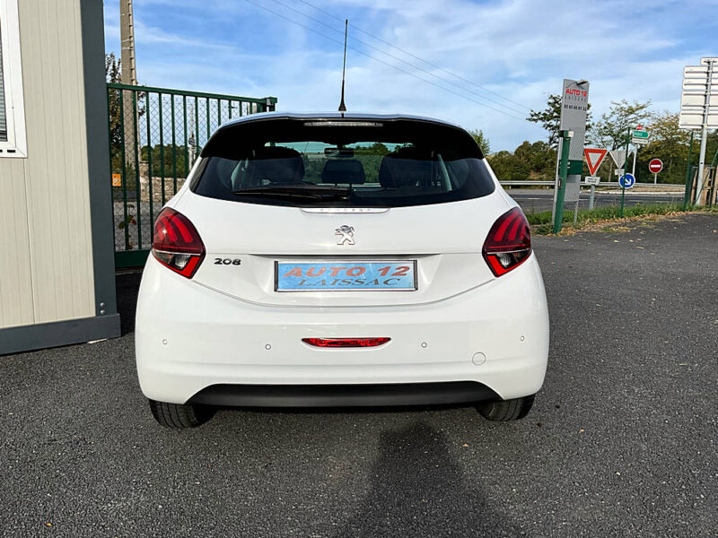 PEUGEOT 208 I 2017