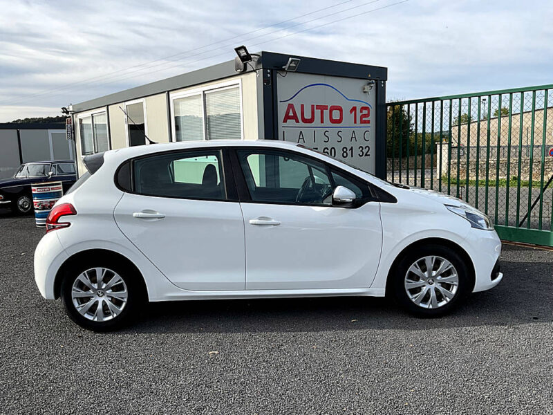 PEUGEOT 208 I 2017