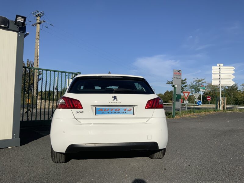 PEUGEOT 308  2018