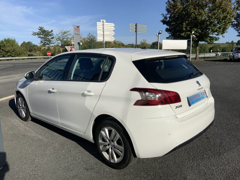 PEUGEOT 308  2018