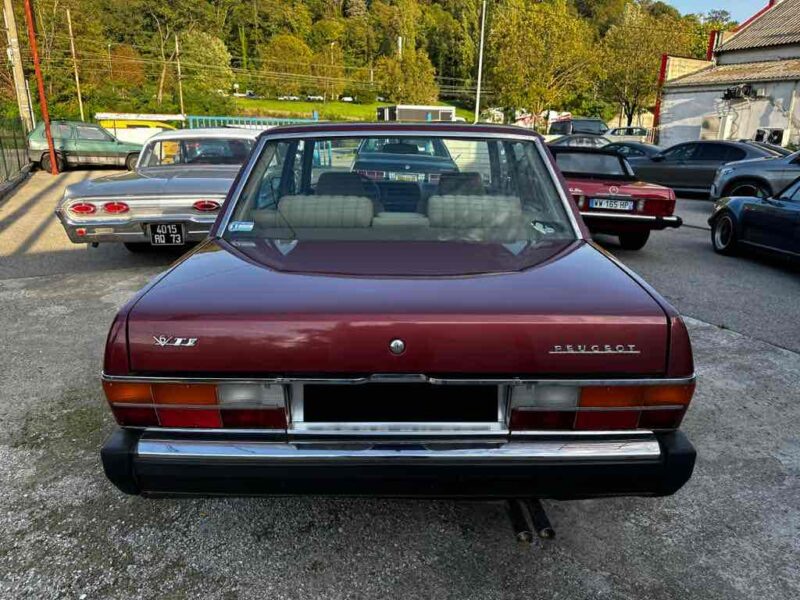 PEUGEOT 604 V6 TI REPRISE POSSIBLE