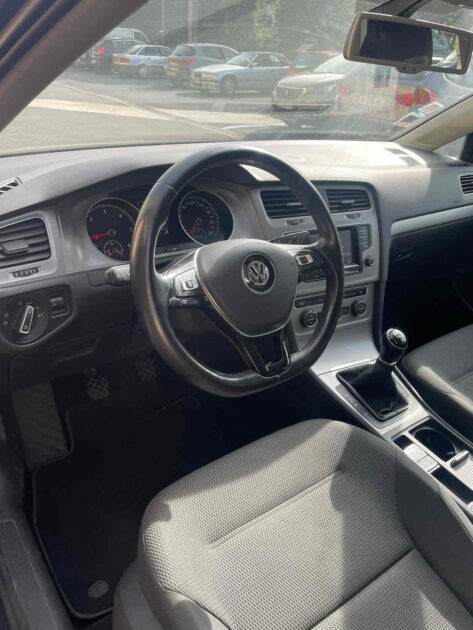 VOLKSWAGEN GOLF 1.6 TDI Blue Motion 105 2015