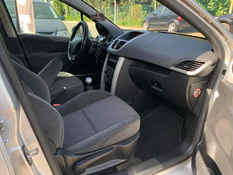 PEUGEOT 207 1.4HDI 68CV 1398