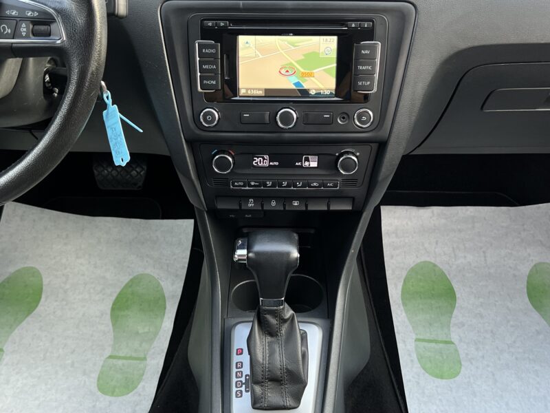 SEAT TOLEDO 4 IV 1.4 TSI 122 Cv I-TECH / BOITE AUTO ATTELAGE GPS BLUETOOTH CRIT AIR 1 - Garantie1an