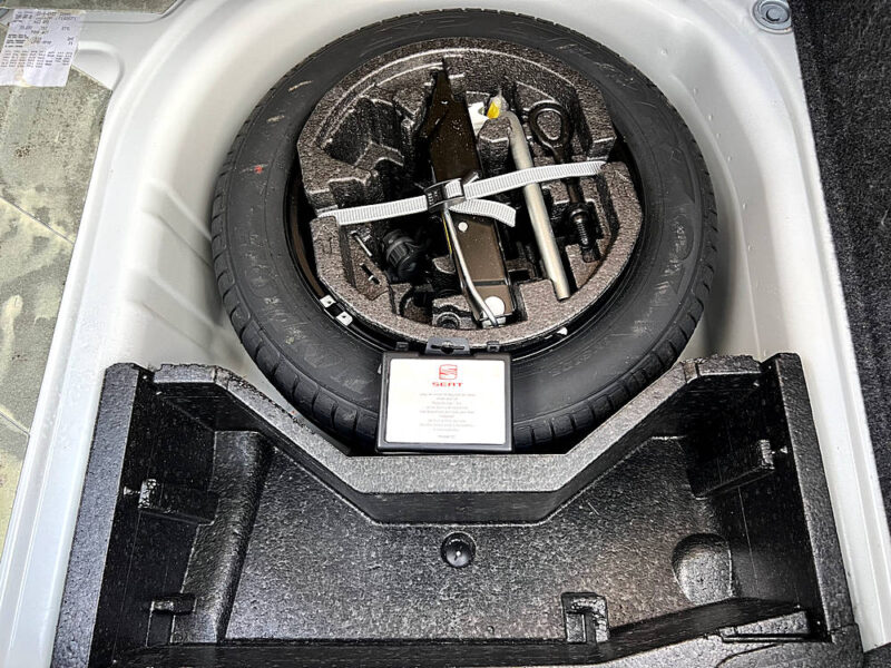 SEAT TOLEDO 4 IV 1.4 TSI 122 Cv I-TECH / BOITE AUTO ATTELAGE GPS BLUETOOTH CRIT AIR 1 - Garantie1an