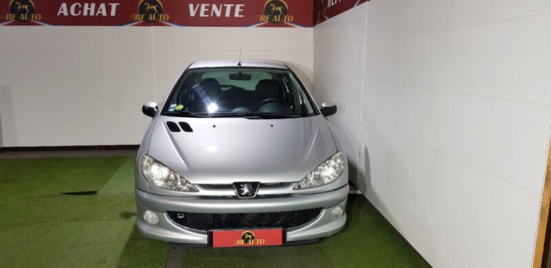 PEUGEOT 206 3/5 portes  20081.4 i 75cv
