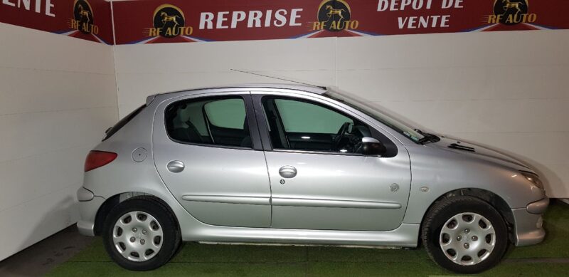 PEUGEOT 206 3/5 portes  20081.4 i 75cv