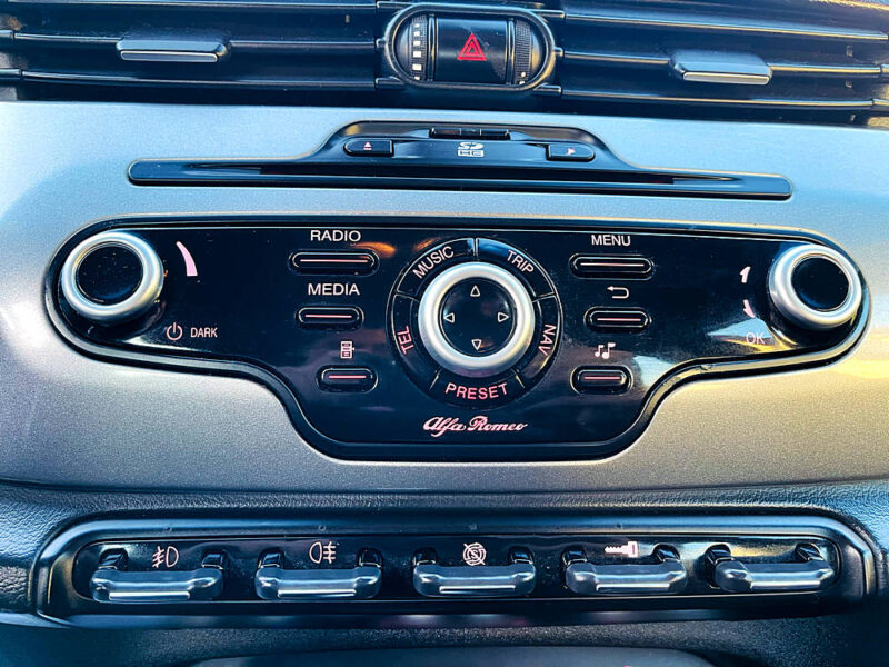 ALFA ROMEO GIULIETTA 2011