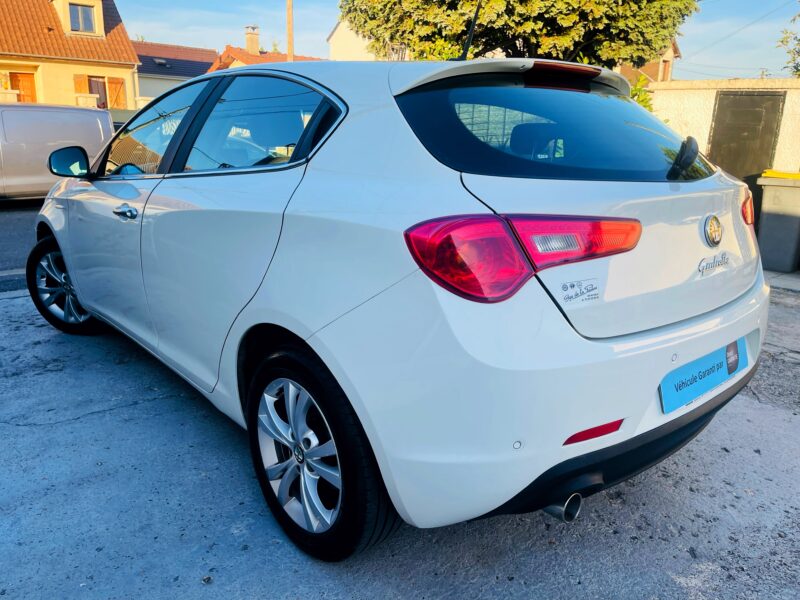 ALFA ROMEO GIULIETTA 2011