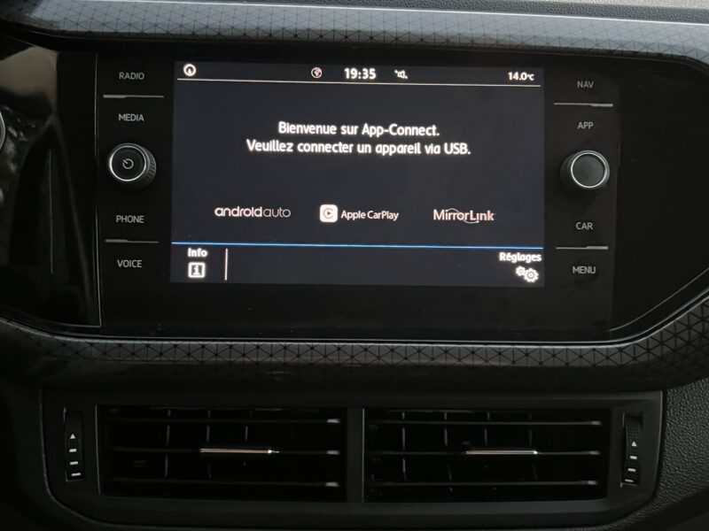 VOLKSWAGEN T-CROSS CARAT 1.0 TSI 116 1ERE MAIN / DSG7 CARPLAY & ANDROID CAMERA KEYLESS - Garantie1an