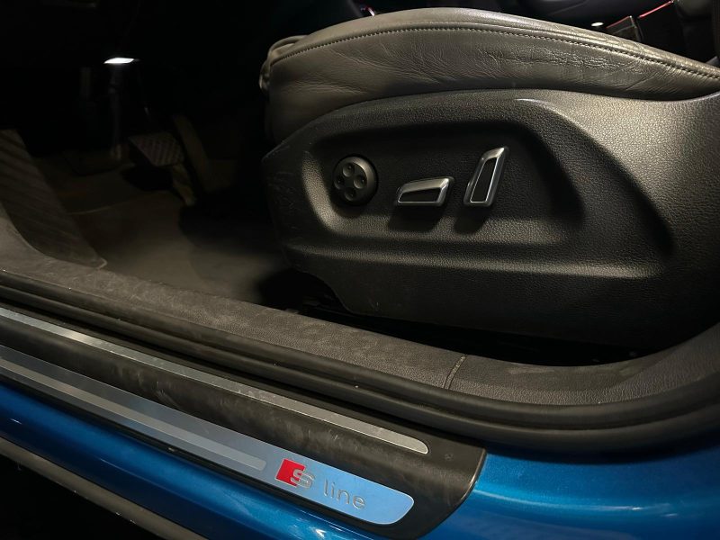 Quattro 2.0 TDI  S Tronic7 150 cv S LINE / TOIT OURVANT / CAMERA AR / SIEGES ELECTRIQUE