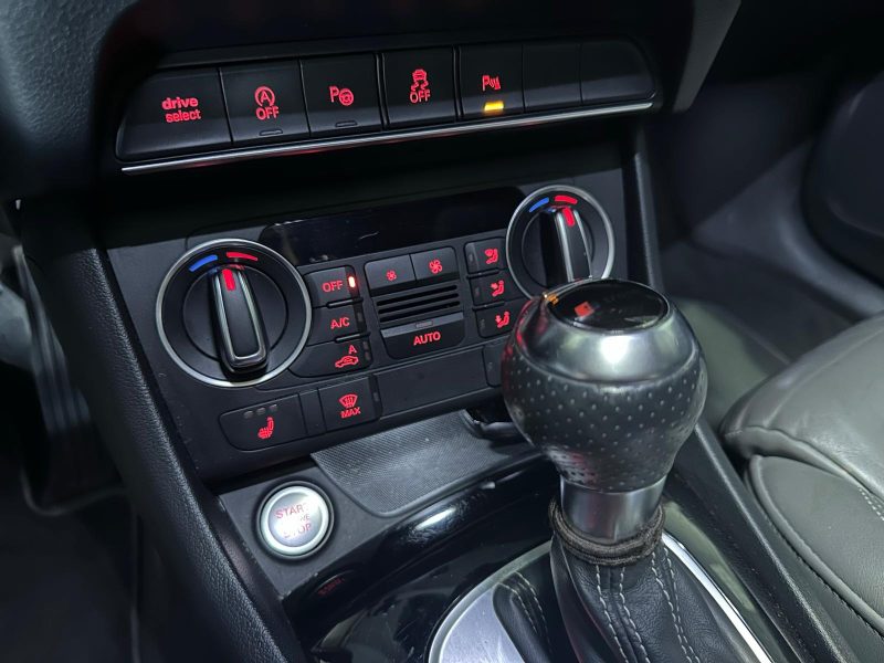 Quattro 2.0 TDI  S Tronic7 150 cv S LINE / TOIT OURVANT / CAMERA AR / SIEGES ELECTRIQUE