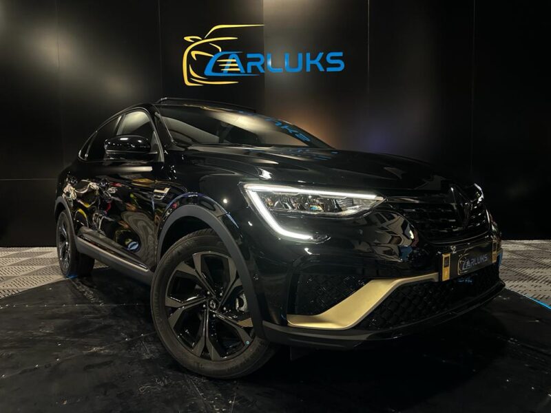 1.6 E-TECH 143 cv ENGINEERED / TOIT OUVRANT / CARPLAY / SIEGES ELECTRIQUE