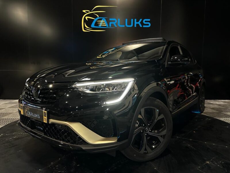 1.6 E-TECH 143 cv ENGINEERED / TOIT OUVRANT / CARPLAY / SIEGES ELECTRIQUE