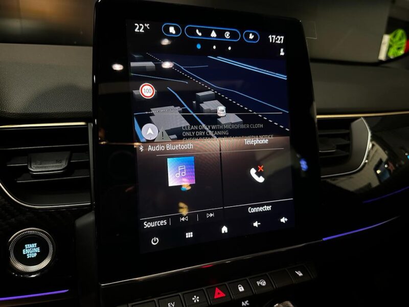 1.6 E-TECH 143 cv ENGINEERED / TOIT OUVRANT / CARPLAY / SIEGES ELECTRIQUE