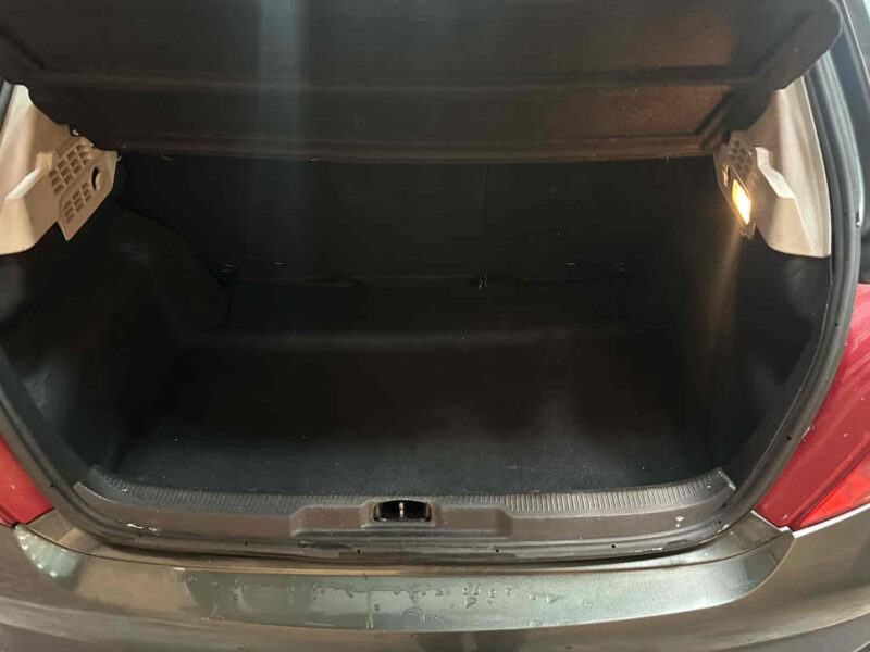 PEUGEOT 207 1.4 HDi 70CV