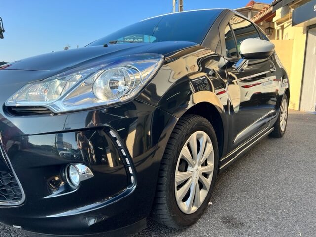 CITROEN DS3 1,6 VTI 120CH SO CHIC 2011