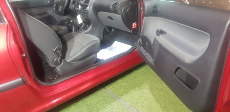 PEUGEOT 206 3/5 portes 2008 1.4 i 75cv