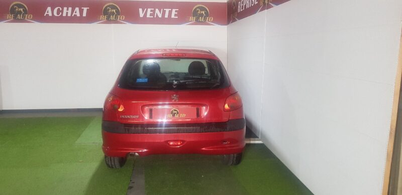 PEUGEOT 206 3/5 portes 2008 1.4 i 75cv