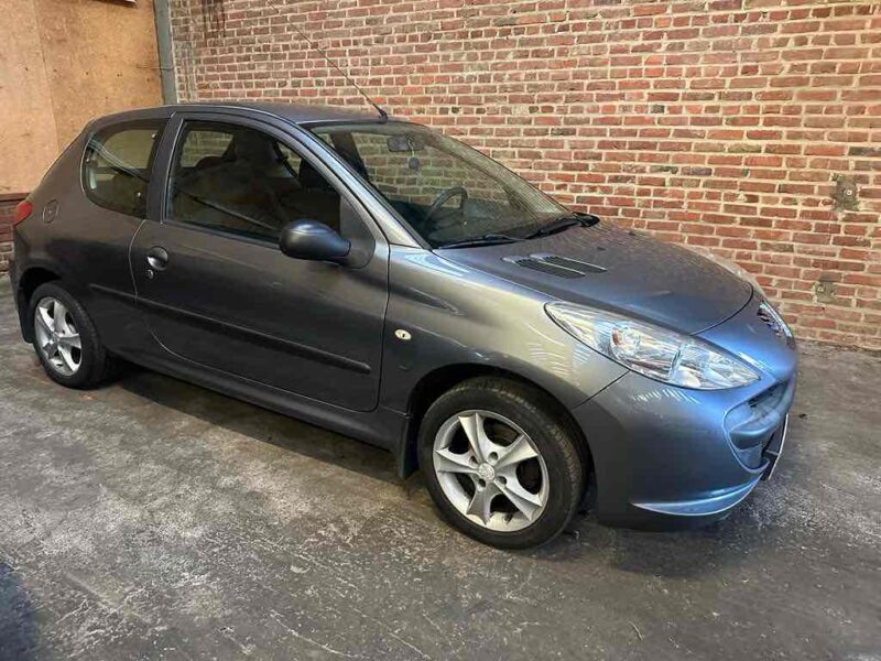 PEUGEOT 206+ 1.1 ESSENCE 60 CV