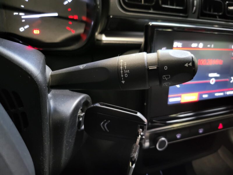 CITROEN C3 III 1.2 VTi 82cv GRAPHIC 2ème main / ENTRETIEN COMPLET