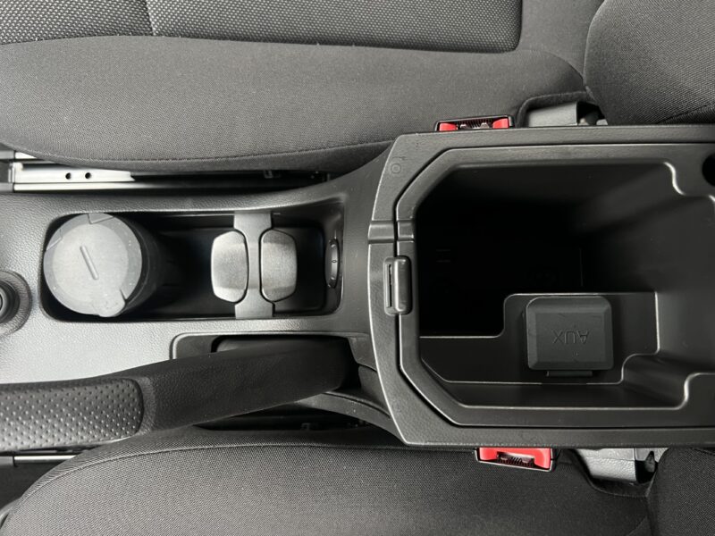 CHEVROLET CRUZE LTZ 1.8 141 1ERE MAIN 34 600 Kms ATTELAGE GPS TOIT OUVRANT REGULATEUR - Garantie1an