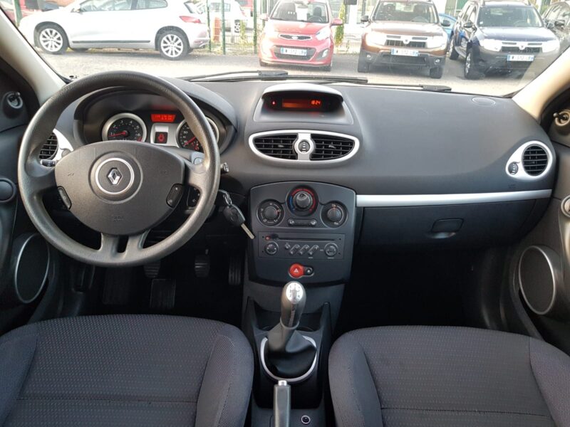 RENAULT CLIO III 1.4i 100CV DYNAMIQUE