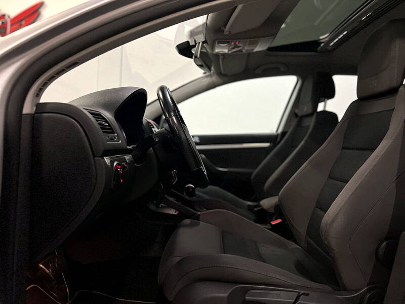 VOLKSWAGEN GOLF R32 250CH DSG