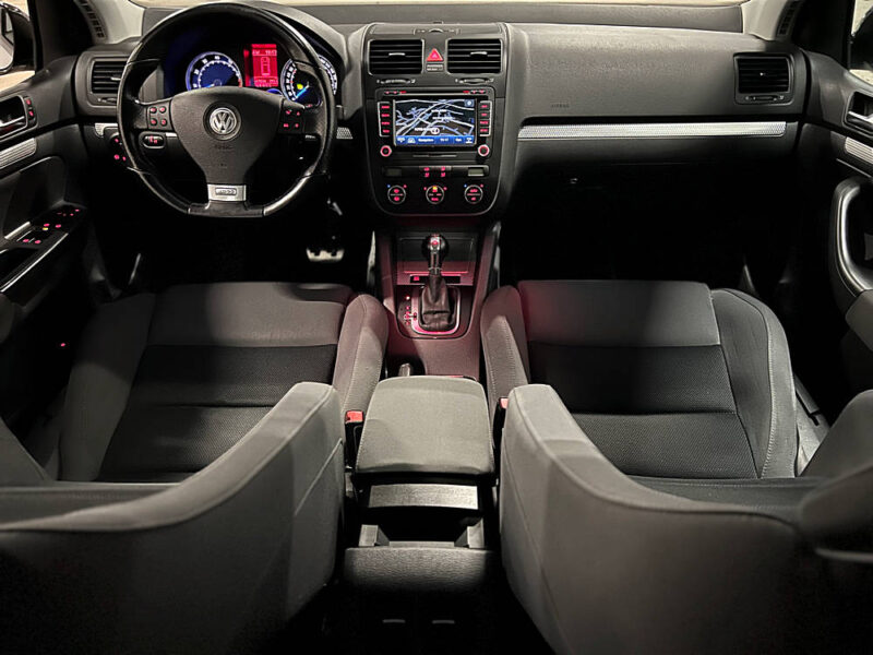 VOLKSWAGEN GOLF R32 250CH DSG