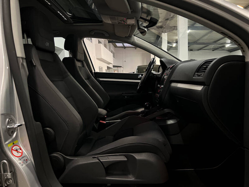 VOLKSWAGEN GOLF R32 250CH DSG