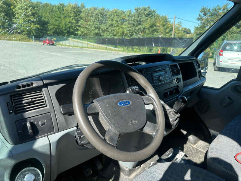 FORD TRANSIT 2007 VENTE À MARCHAND