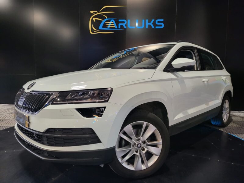 SKODA KAROQ 1.5 TSI 150cv Style DSG7 // APPLE CARPLAY/SIEGES CHAUFFANTS/ATTELAGE/CAMERA