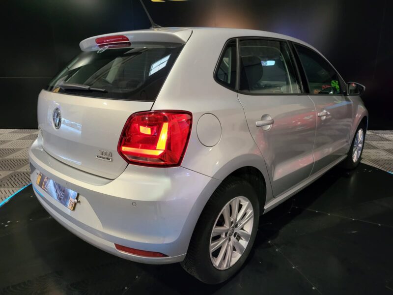 VOLKSWAGEN POLO 1.4 TDI 90cv Confortline // GPS/BLUETOOTH/RADAR-AV-AR