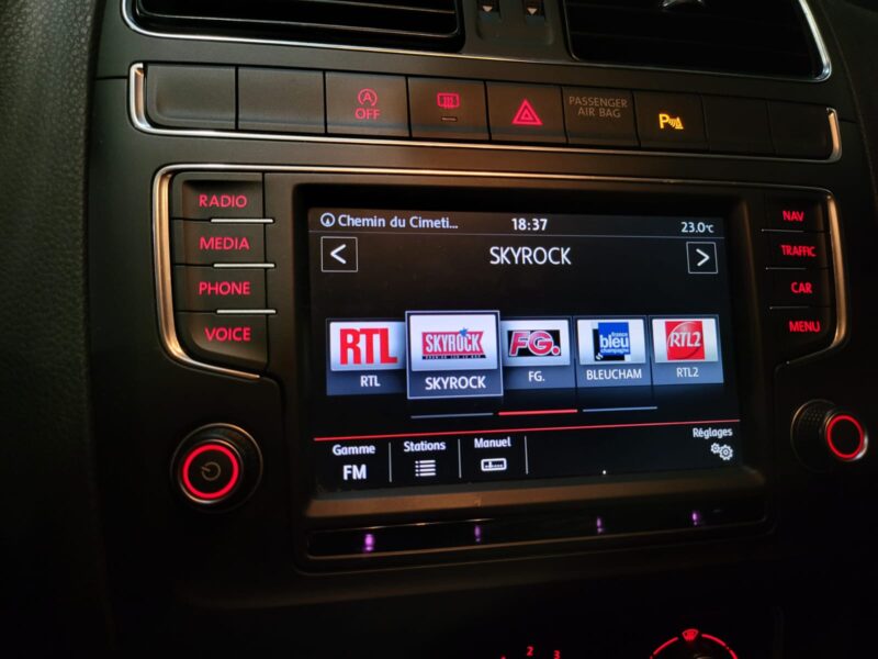 VOLKSWAGEN POLO 1.4 TDI 90cv Confortline // GPS/BLUETOOTH/RADAR-AV-AR