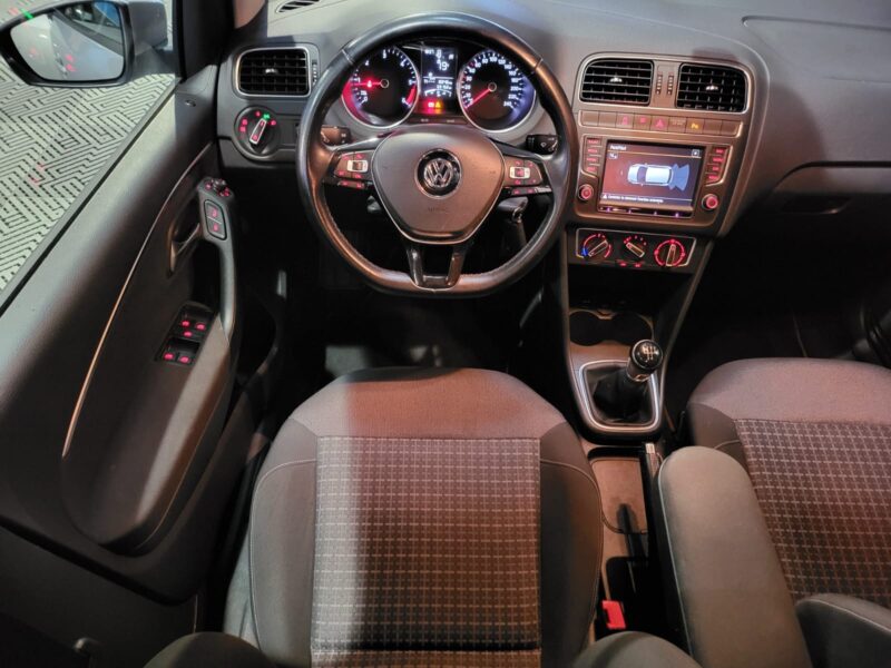 VOLKSWAGEN POLO 1.4 TDI 90cv Confortline // GPS/BLUETOOTH/RADAR-AV-AR