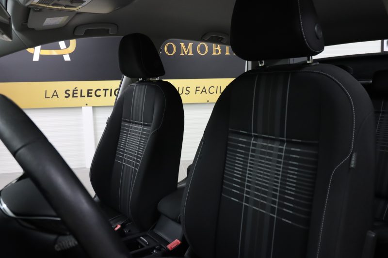 VOLKSWAGEN GOLF VII 2016