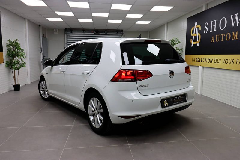 VOLKSWAGEN GOLF VII 2016