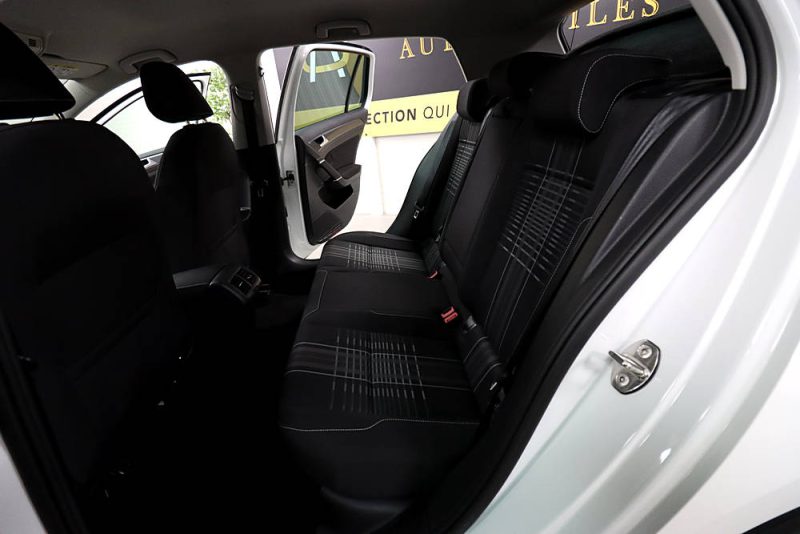 VOLKSWAGEN GOLF VII 2016