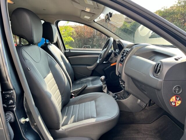 Dacia Duster TCe 125 4x2 Black Touch