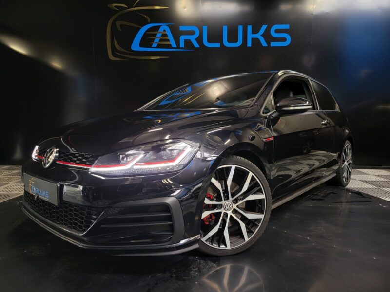 VOLKSWAGEN GOLF VII 7 GTI 230cv CARPLAY / CAMERA/ AIDES A LA CONDUITE