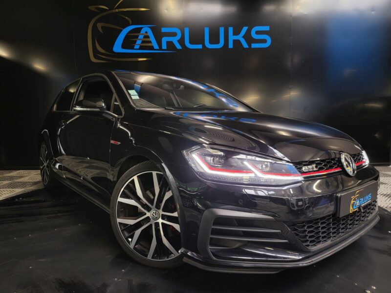 VOLKSWAGEN GOLF VII 7 GTI 230cv CARPLAY / CAMERA/ AIDES A LA CONDUITE