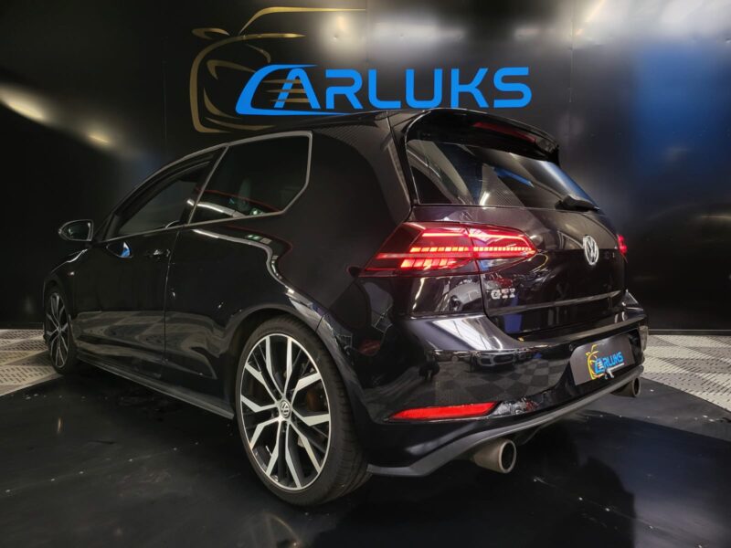 VOLKSWAGEN GOLF VII 7 GTI 230cv CARPLAY / CAMERA/ AIDES A LA CONDUITE
