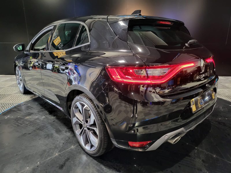 RENAULT MEGANE IV 1.5 BluedCi 115cv GT-Line BVM6 // CAMERA DE RECUL/DETECTION ANGLES MORTS/ALERTE FR