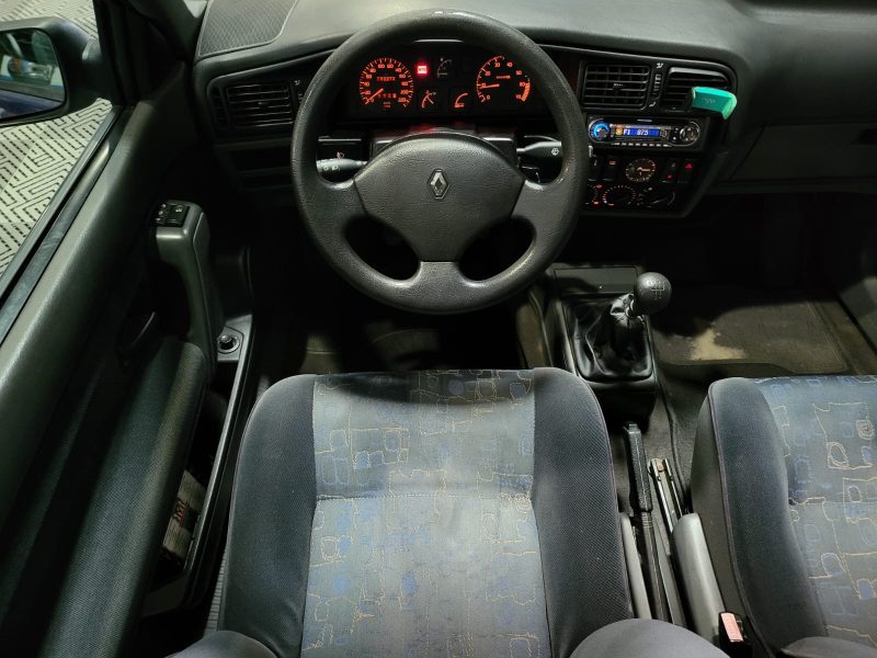 RENAULT R19 Cabriolet 1.8i 90cv Karman 3p / CAPOTE NEUVE/DISTRIBUTION NEUVE/ENTRETIEN A JOUR