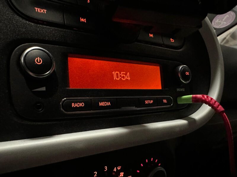 RENAULT TWINGO III 1.0 SCe 65cv Zen 1ère Main 8500kms // CLIMATISATION/LIMITEUR DE VITESSE/PRISE AUX