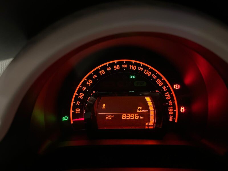 RENAULT TWINGO III 1.0 SCe 65cv Zen 1ère Main 8500kms // CLIMATISATION/LIMITEUR DE VITESSE/PRISE AUX