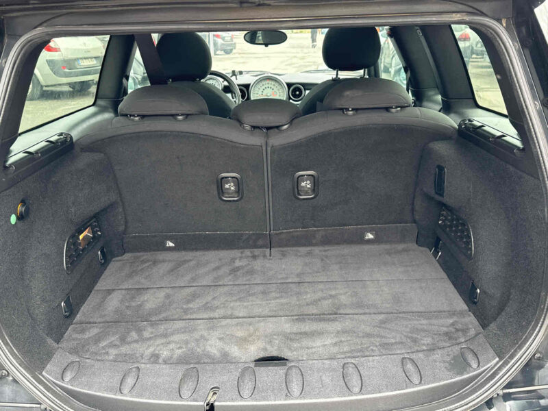 MINI  CLUBMAN D