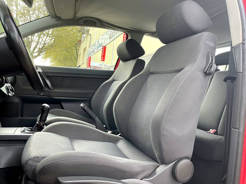 VOLKSWAGEN POLO 2004