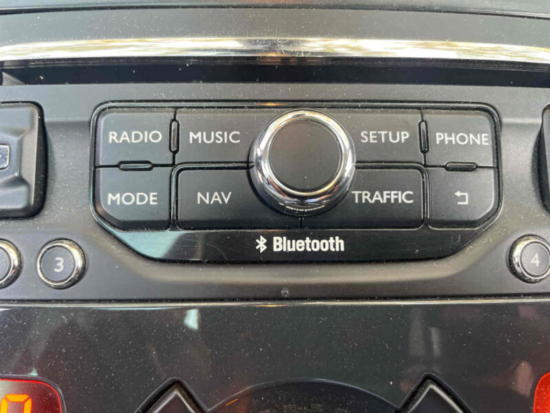 PEUGEOT 3008 Monospace 2014