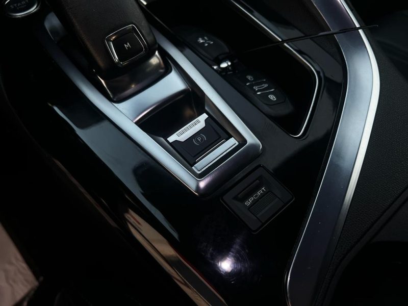 PEUGEOT 3008 SUV 2016